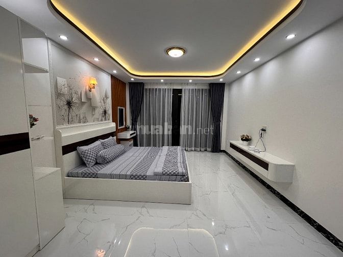 Siêu phẩm nhà phố 3 lầu - hẻm xe hơi Thích Quảng Đức, P. Đức Nhuận.
