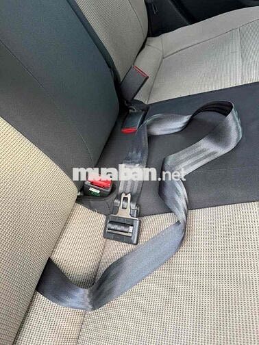 Hyundai Accent 2018 Số tự động 80000 km Trắng