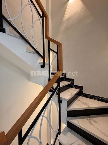 Siêu phẩm nhà phố 3 lầu - hẻm xe hơi Thích Quảng Đức, P. Đức Nhuận.