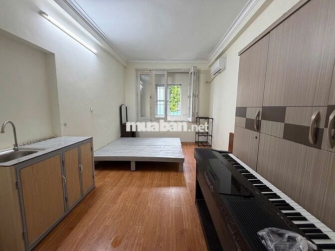 Phòng trọ khép kín 25 m2 trong ngõ 210 Hoàng Quốc Việt