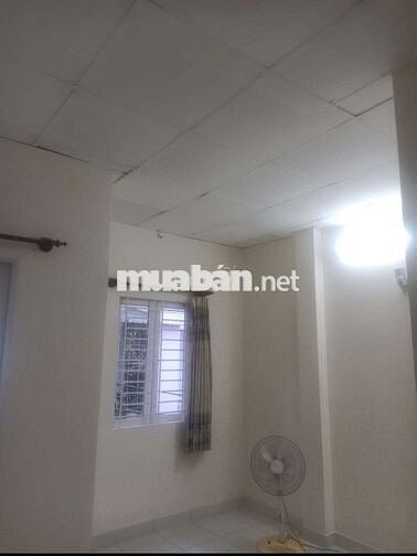 Nhà cho thuê nguyên căn nhà phố. 3 tầng. Hẻm 3m đường XVNT, P.26, Q.BT