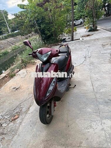 Xe ga 125cc màu Đỏ đô