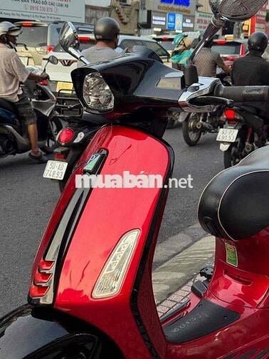 Piaggio Vespa Sprint ABS Đỏ