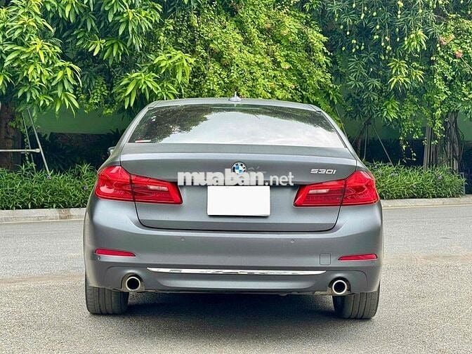 BMW 530i Xám 53000 km Loa Harman