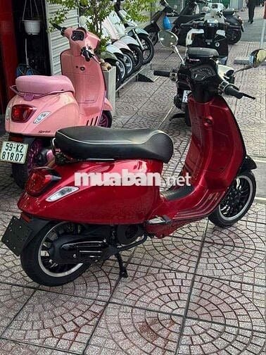 Piaggio Vespa Sprint ABS Đỏ