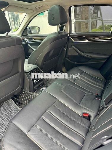 BMW 530i Xám 53000 km Loa Harman