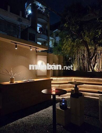 CHO THUÊ TÒA NHÀ MẶT TIỀN 20M - SỬ DỤNG 350m2 TRUNG TÂM QUẬN 1