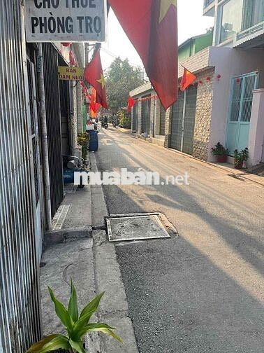 Cặp nhà ở và 10 phòng cho thuê Hồ Văn Long TL10