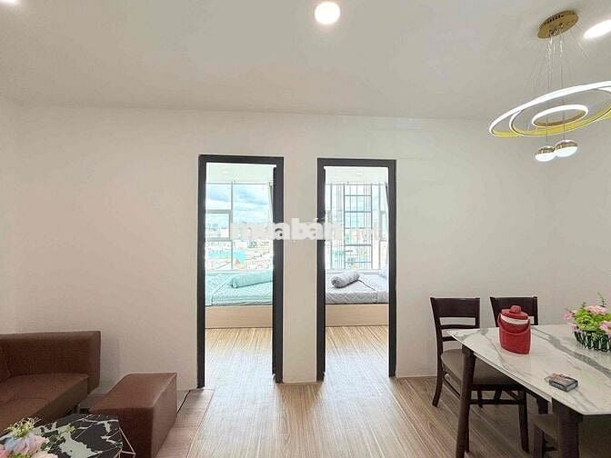 Cho thuê căn hộ 2pn1wc rộng thang máy full nt gần Lê Đại Hành Quận 11