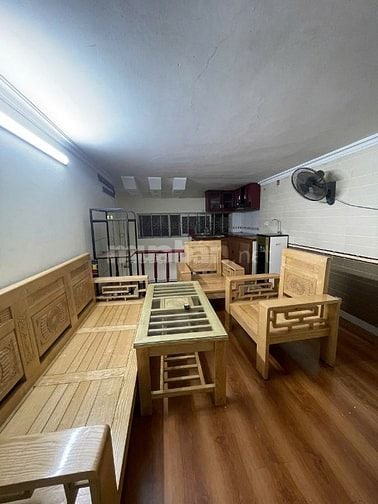 Cho thuê nhà khu Tân Mai DT 26 m2 x 5 tầng, cách 15m ra đường ô tô