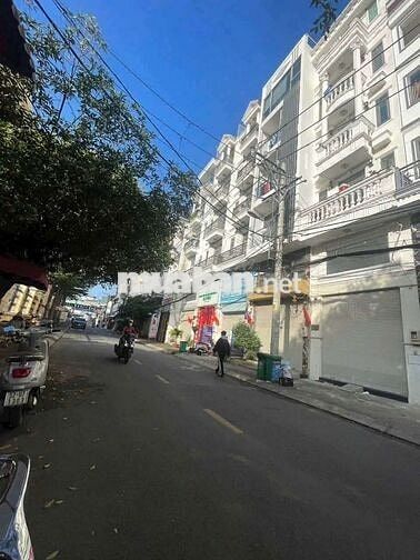 Dương Quảng Hàm Gò Vấp 5 tầng DT sàn 226,5m2 5PN mặt bằng rộng
