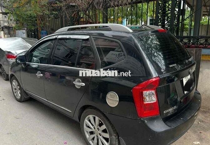 Kia Carens 2.0 Xăng 7 chỗ 110.000 km Đen