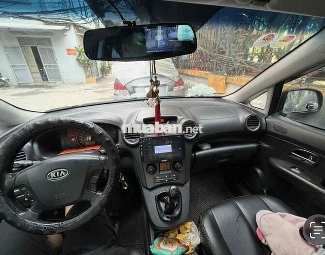 Kia Carens 2.0 Xăng 7 chỗ 110.000 km Đen