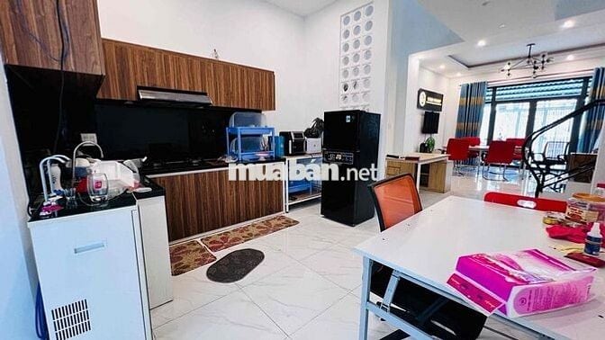 🏡 BÁN NHÀ CHÍNH CHỦ – TRUNG TÂM PHƯỜNG HÒA THUẬN, VĨNH LONG