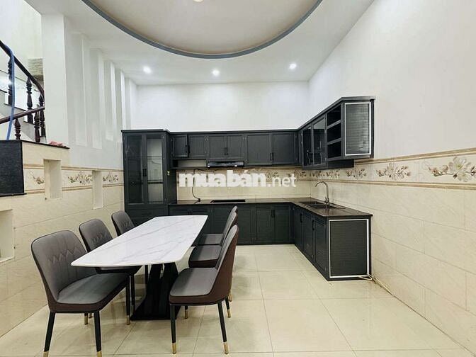 Cần bán và thiện chí bán nhà lầu Mỹ Phước 3 Bến Cát Bình Dương