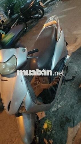 Honda Lead Phun xăng điện tử màu Bạc