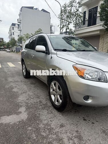 Toyota RAV4 2.4 Tự động Bạc 7 chỗ