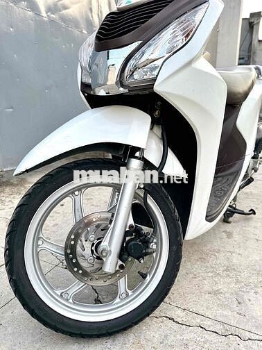 Honda Vision Trắng