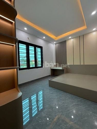 Bán nhà 3 tầng ngõ đường Trần Hưng Đạo, ph Ngọc Châu, TP HD, 43m2, mt 