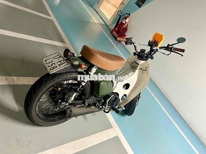 Honda Cub 80cc Xanh rêu Cổ điển