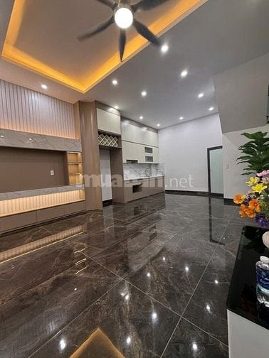 Bán nhà 3 tầng ngõ đường Trần Hưng Đạo, ph Ngọc Châu, TP HD, 43m2, mt 