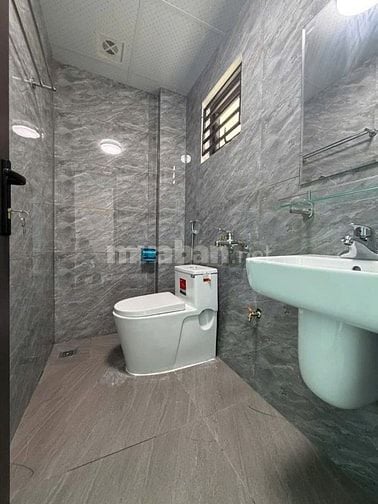 Bán nhà 3 tầng ngõ đường Trần Hưng Đạo, ph Ngọc Châu, TP HD, 43m2, mt 
