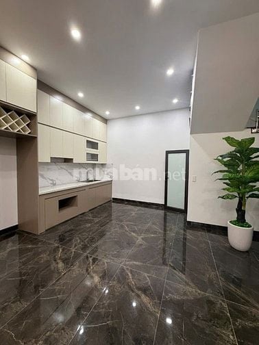 Bán nhà 3 tầng ngõ đường Trần Hưng Đạo, ph Ngọc Châu, TP HD, 43m2, mt 