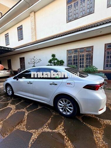 Toyota Altis 2022 Nhập khẩu Trắng