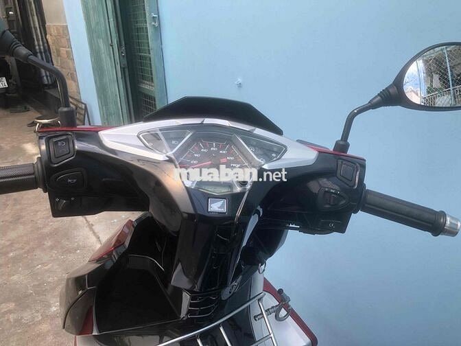 Honda Air Blade 125 Hoa văn Đỏ, Đen, Bạc