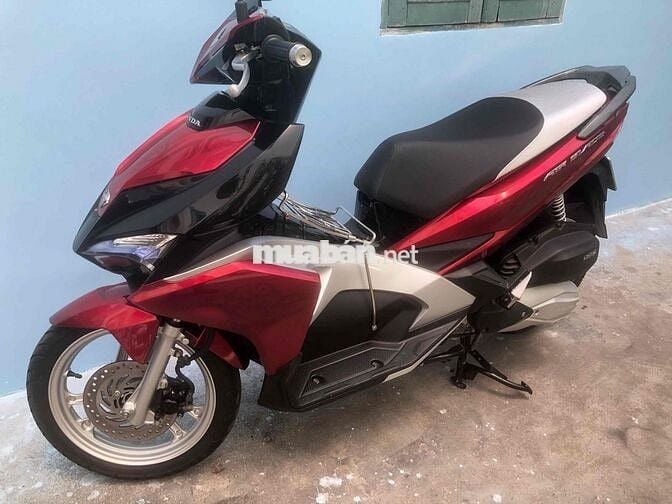 Honda Air Blade 125 Hoa văn Đỏ, Đen, Bạc
