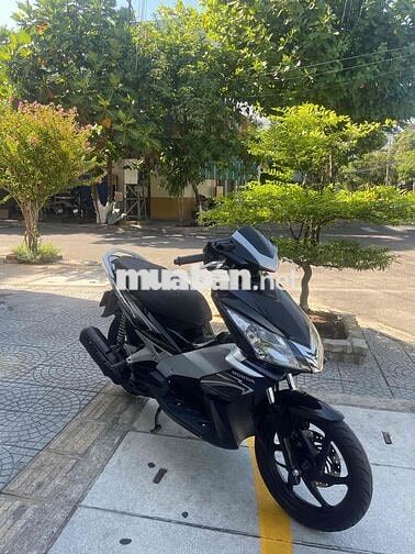 Honda Air Blade màu Đen