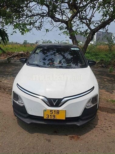 Xe điện tự lái VinFast VF 5 Trắng 5 chỗ