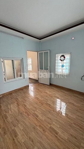 Nhà lô góc chợ hàng mới 4 tầng 50m2 giá 5.2tỷ