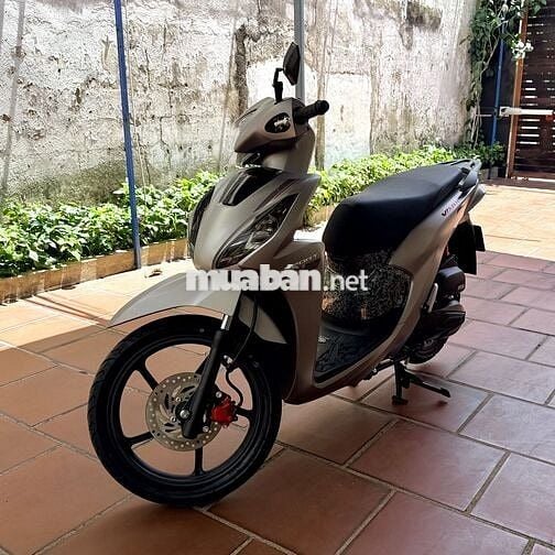 Honda Vision Thể thao Bạc/Đen Mới 100%