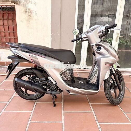 Honda Vision Thể thao Bạc/Đen Mới 100%