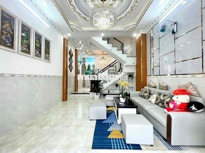 5 Tỷ 4 - Đường 4,5m - HUỲNH TẤN PHÁT - Nhà 3 Tầng 50m² - 4PN - Oto Tới