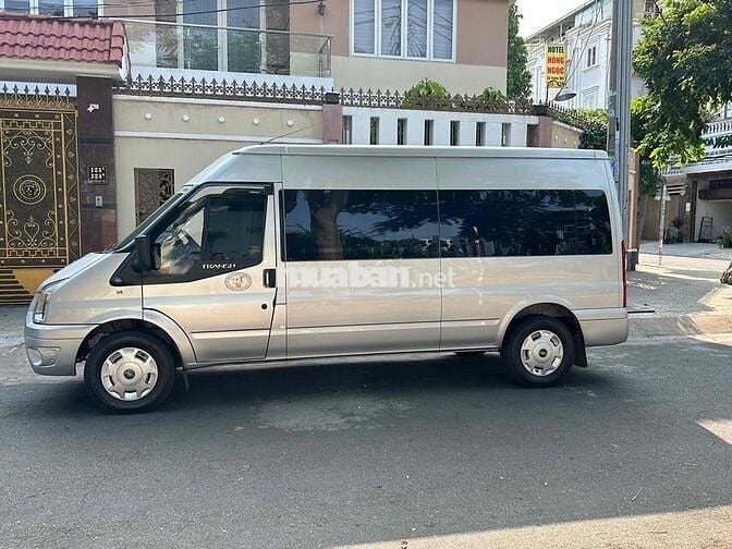 Ford Transit 2017 16 chỗ bảo hành 1 năm
