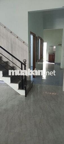 Nhà khu bộ đội gần biển, sân bay Tuy Hòa