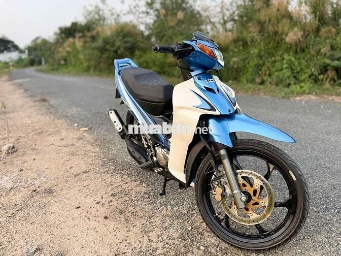 Yamaha Yaz Xanh trắng
