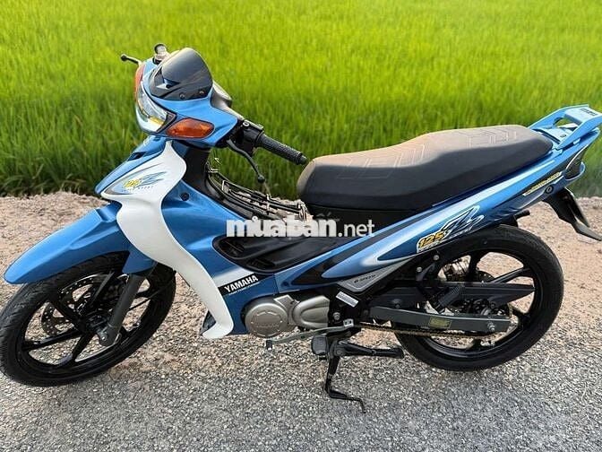 Yamaha Yaz Xanh trắng