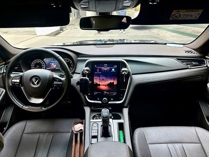 Bán rẻ VINFAST LUX A TURBO ĐK 2020 Odo chỉ 3 vạn tuyệt đẹp như mới 
