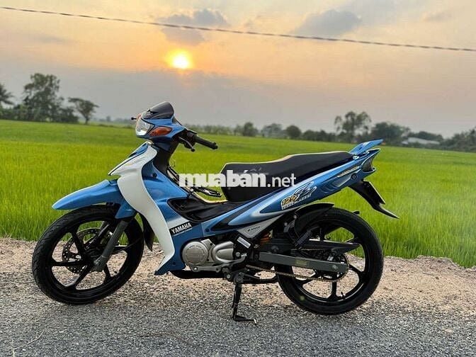 Yamaha Yaz Xanh trắng