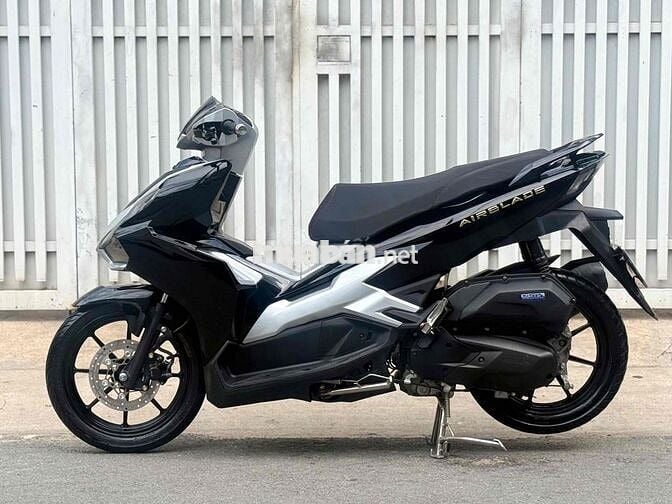 Honda Air Blade 125cc 4val  Đen bạc ngay chủ