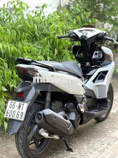Honda Air Blade 160 abs máy zin ngay chủ