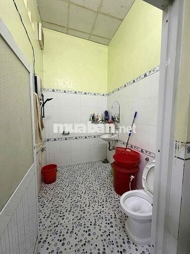 cần bán nhà ở hẻm gas cường thịnh Bình Đức
