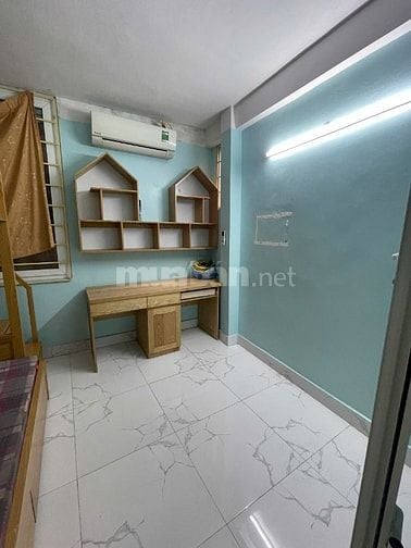 Bán nhà khu Tân Mai, Hoàng Mai, Hà Nội, DT  gần 20 m2 x 4 tầng + tum