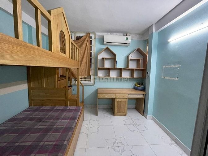 Bán nhà khu Tân Mai, Hoàng Mai, Hà Nội, DT  gần 20 m2 x 4 tầng + tum