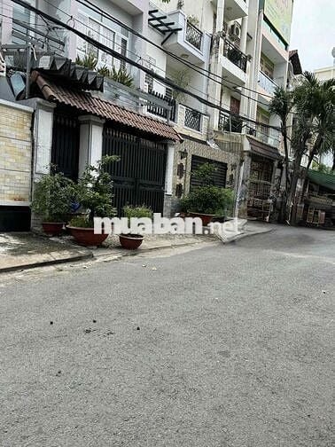 BIỆT THỰ SÂN VƯỜN VEN SÔNG – VẠN PHÁT HƯNG, Q.7, 15x17, CHỈ 45 TỶ.