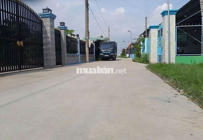 Đất 10 x 41m Full thổ. Gần KCN Xuyên Á. Đường ôtô 5m thông