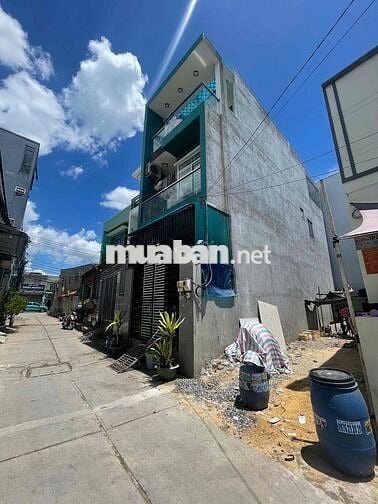 Chủ hạ giá bán gấp nhà 116m2 có nhà 3 lầu